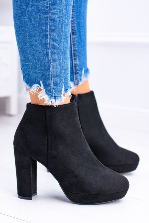 Černé nubukowe boty na baru Emoretto