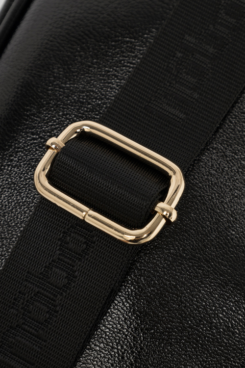 Lesklá kabelka na přes rameno NOBO NBAG-R3140-C020 Černá