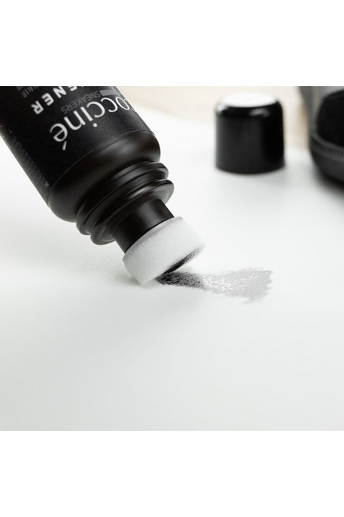 COCCINE BLACKENER Čierny Tekutý Korektor 75g