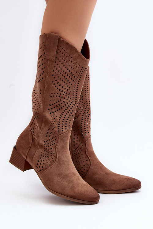 Prodyšné hnědé kozačky na nízkém podpatku Walea