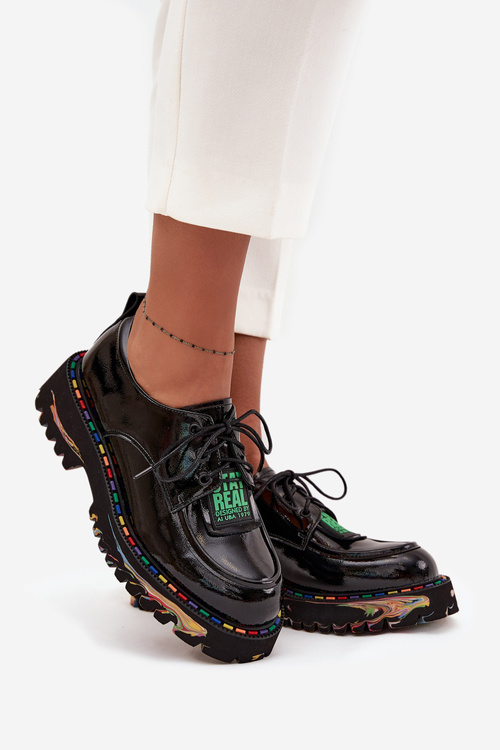 Lakované kožené dámske poltopánky Artiker 57C0172 Čierne