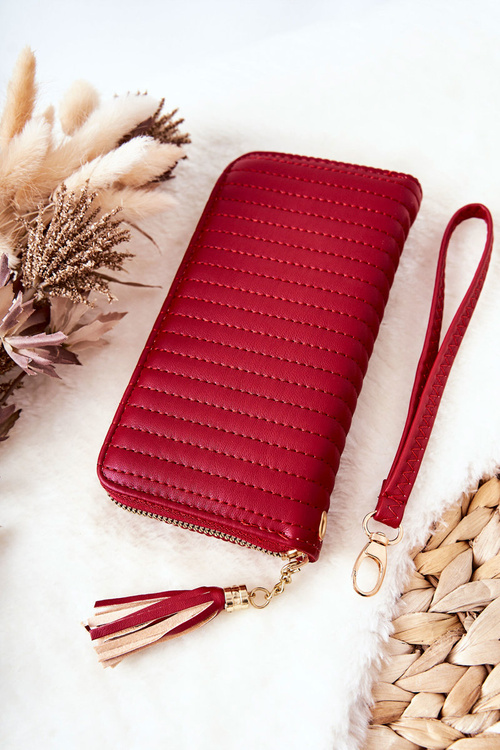 Velká prošívaná peněženka s popruhem Červený