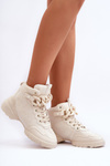 Dámske semišové športové topánky s béžovým reťazcom tymagio