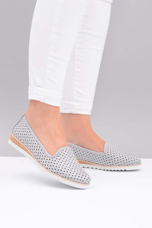 Kožená šedá poľská balerína Lordy Gabi