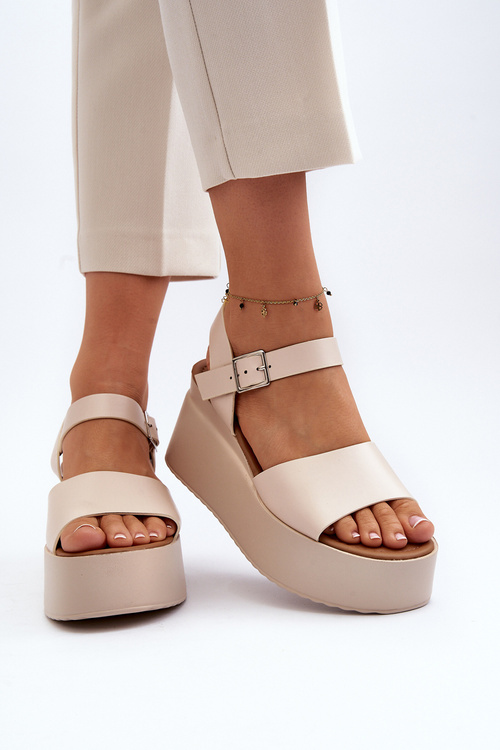 Dámské sandály na podpatku béžové Geferia