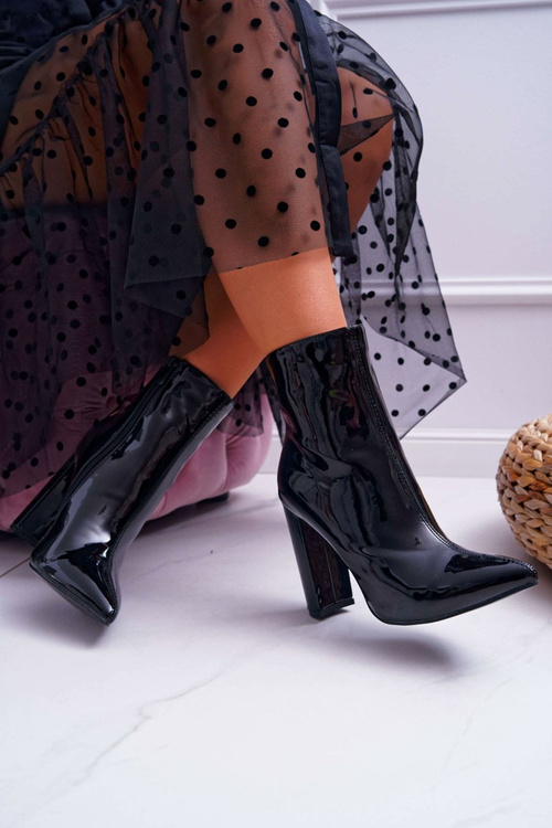 Dámske topánky na stĺpe v Spitz, patentované čierne deny