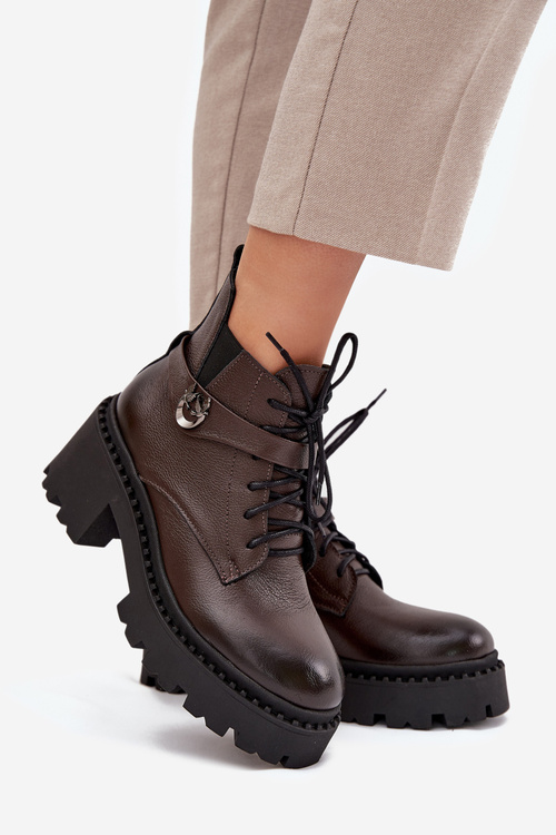 Kožené dámske čižmy na podpätku s ozdobným pásom zateplené Zazoo 60557 čokoládové