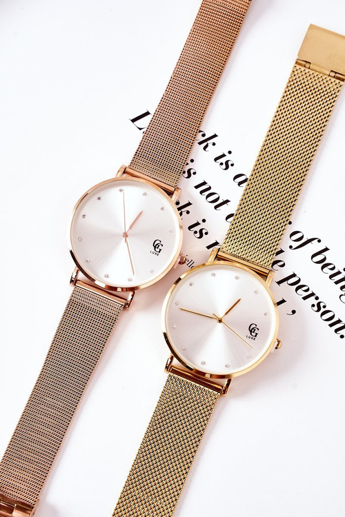 Sledujte s veľkým štítom GG Luxe Pink Gold