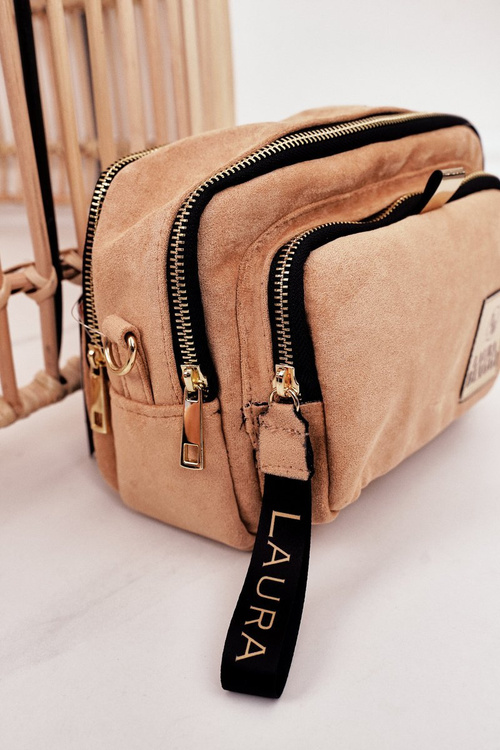 Laura Biaggi Biaggi Bagga Breage