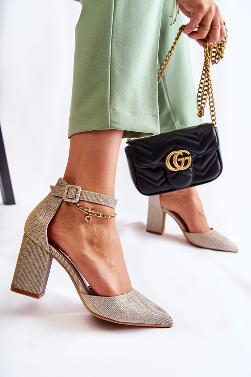 Lesklé lodičky Na Baru zlate Amira