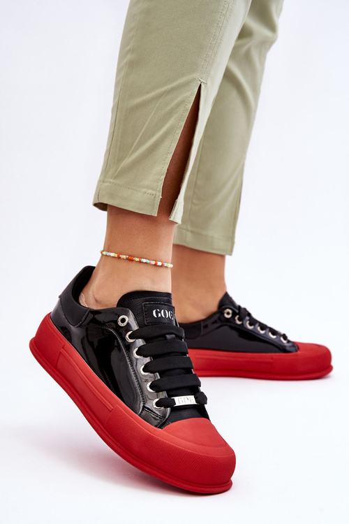 Dámske lakované tenisky na čiernej a červenej platforme Goe LL2N4021