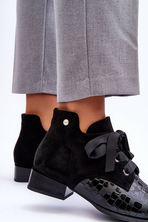 Dámska plochá topánky s čiernou väzbou Meroni