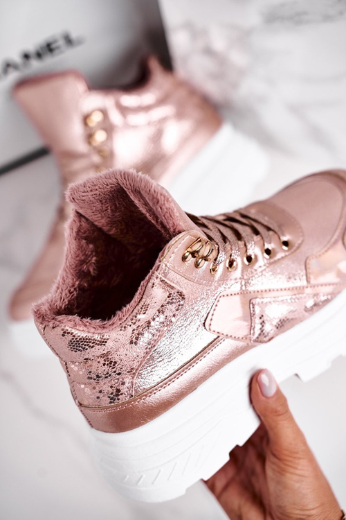 Dámske športové topánky izolované ružové zlaté davan