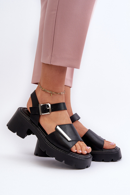 Dámské kožené sandály na podpatku Vinceza 66627 černé