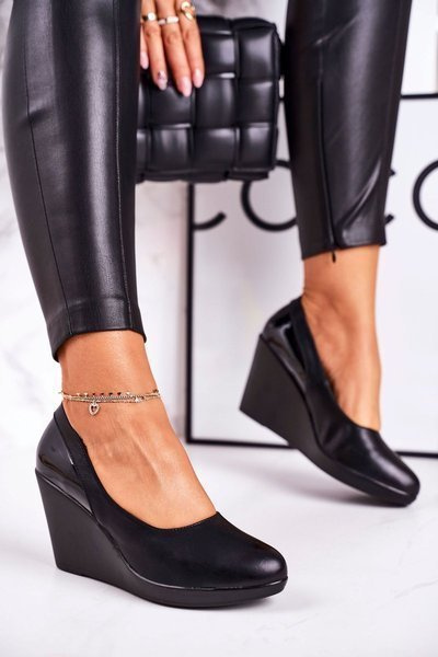 Dámské klasické klínové lodičky Lakovane Černé Ivonne