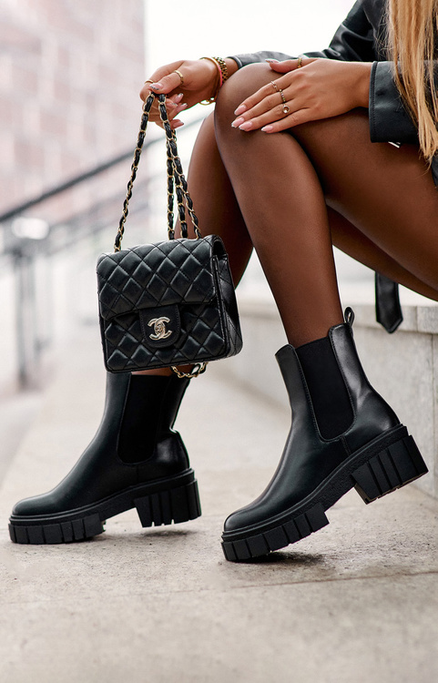 Kůže Boty na Masivní Ploché Podpatku černá Keva