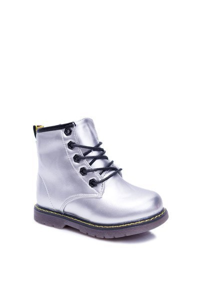 Detské topánky izolované kožušinou strieborných trosiek