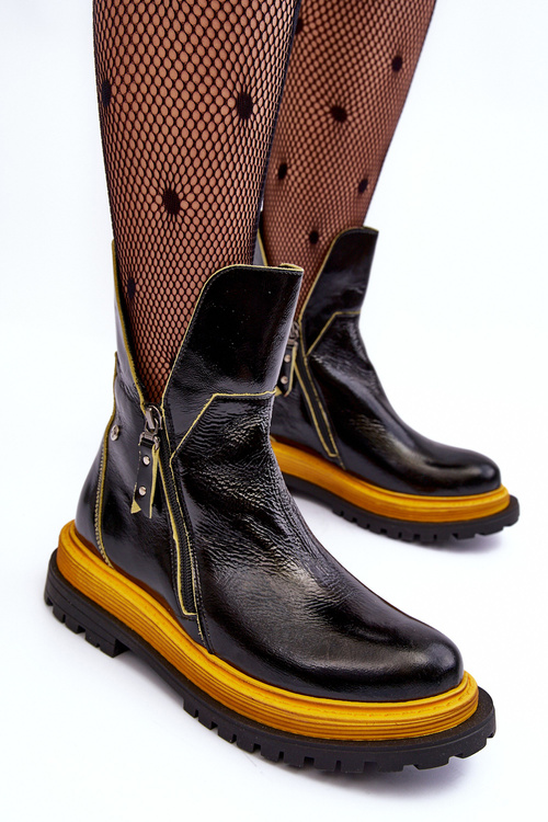 Maľované kožené dámske topánky Maciejka 05747-07 Čierna