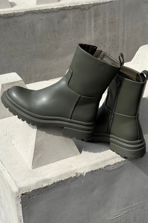 Dámske čižmy na platforme a plochom podpätku Zelená Levira