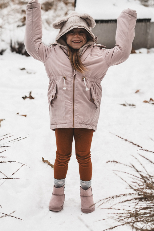 Detské snehové topánky izolované ružovou veľkou hviezdou MM374101 Zip