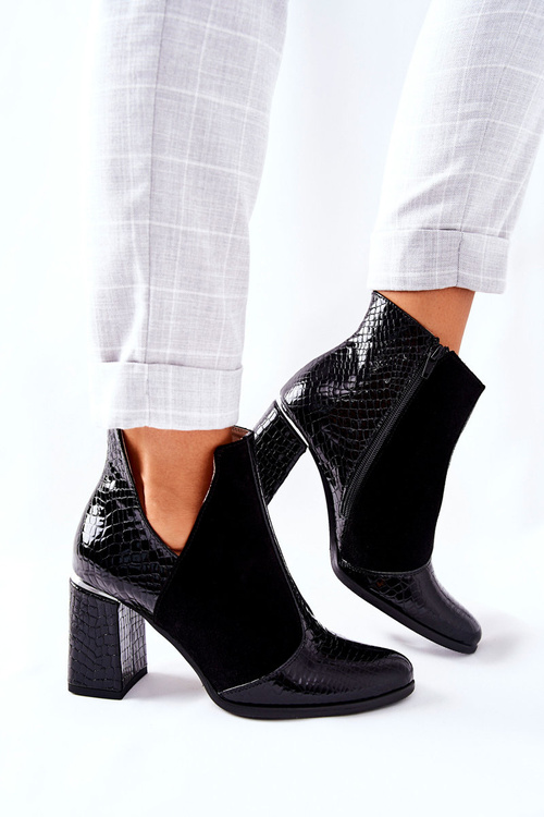 Dámske kožené topánky na čiernom a prianí príspevok