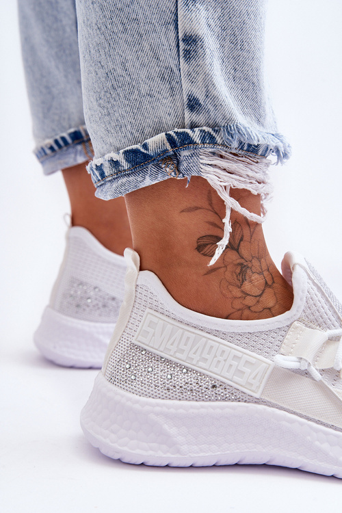 Vkĺzli dámske športové topánky biele držte ma!