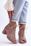 Suede topánky so vzorom Openwork Maciejka 05966-10 Dark Beige