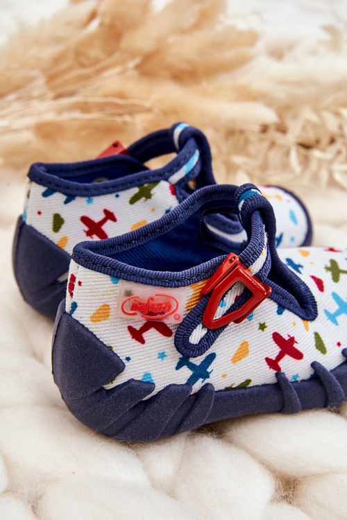 Papcia Befado Papcia Apia 110p463 biela a námornícka modrá