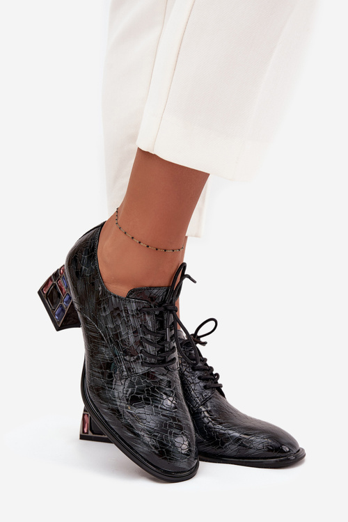 Kožené lakované dámske topánky na podpätku s krištáľmi Artiker 57C0072 sivé