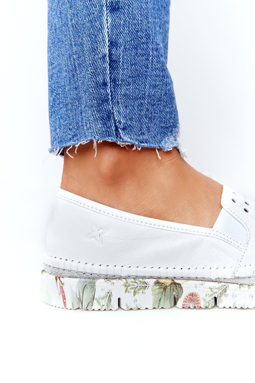 Prolamované Kožené Tenisky Slip-On Maciejka Bílé 03512B-11