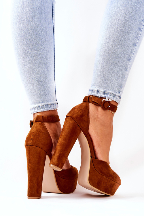 Čerpadlá na stĺpiku platformy Camel Netel Suede Platform