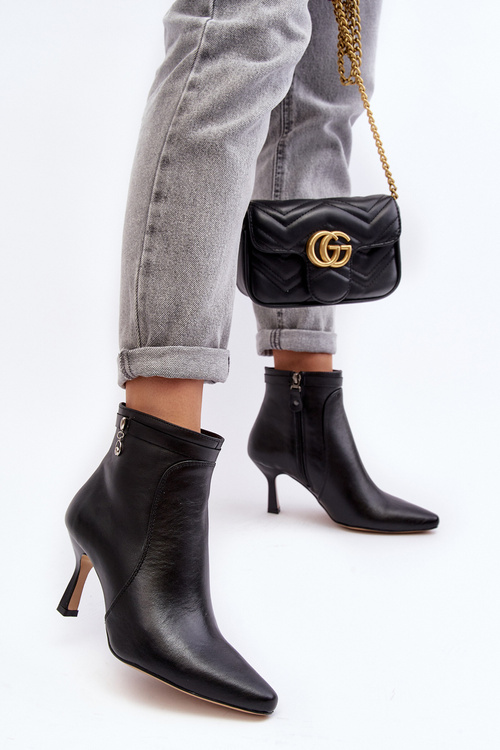 Kožené dámské kozačky na podpatku Maciejka 06301-01 černé