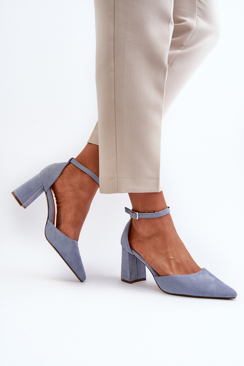 Lodičky na podpatku s špičatými špičkami z ekokože v modré Halene