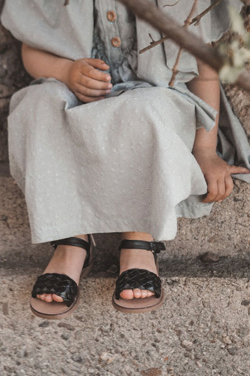 Detské sandále s čiernym bailly vrkočom