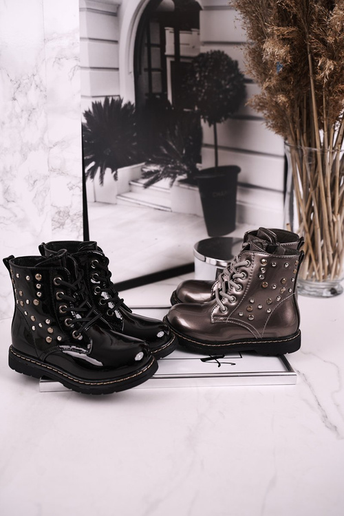 Izolované topánky pre deti s dlažbami lakovanou šedou slávom