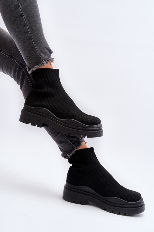 Černé dámské boty s masivní podrážkou Elipara