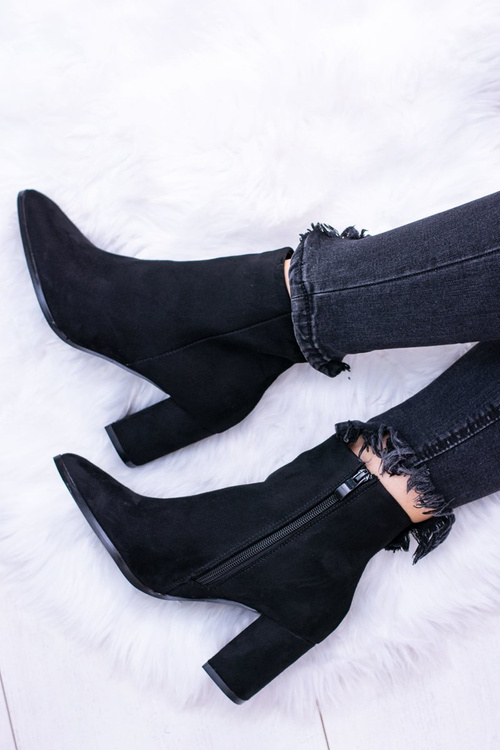 Dámské boty černé na pólu ve špice Amaltea