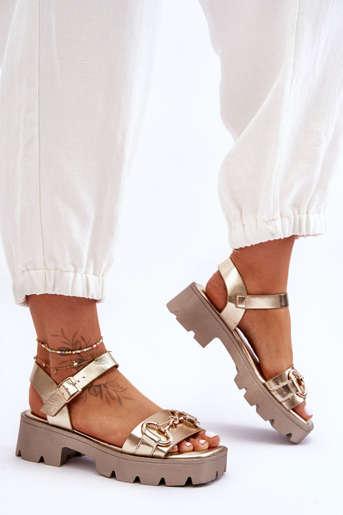 Dámské kožené sandály se zdobením zlate Emori