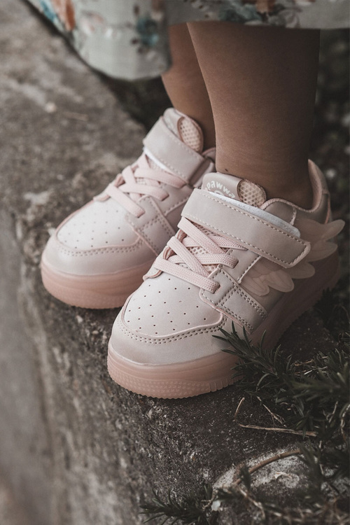 Dětské kožené sportovní boty na suchý zip růžový Angel