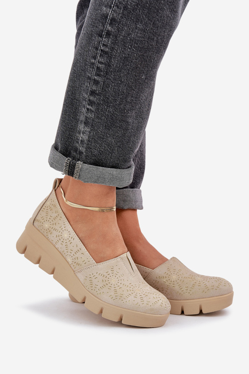 Dámské Polobotky S Děrovaným Vzorem Na Klínu Zlaté Lisvia