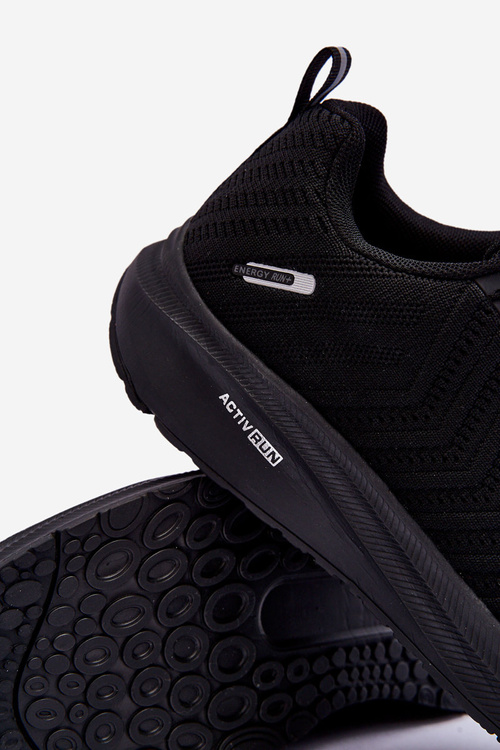 Klasické pánské sportovní boty černé McBraun