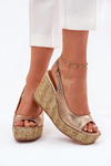 Dámske Kožené Sandále Na Klíne S Pletením Laura 2789 Zlaté