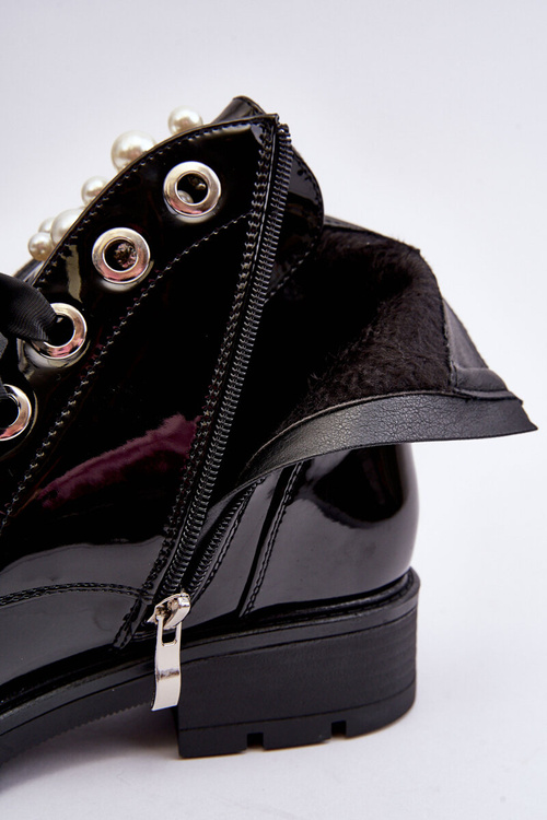 Lesklé Zdobené Boty Černé Sirdre