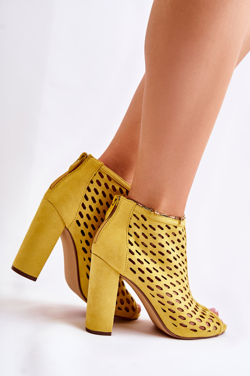 Dusiť otvorené žlté topánky Jenissa