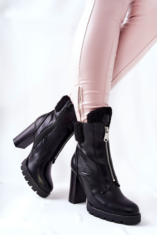 Čierne topánky Arleston na mieste