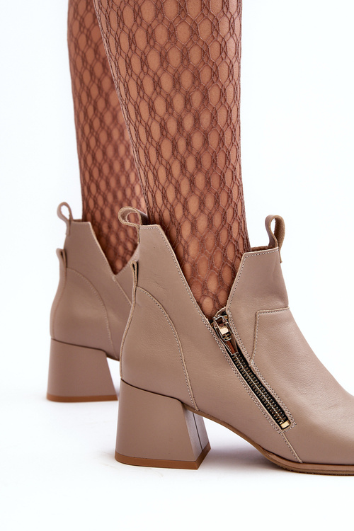 Kožené Dámské Boty Na Nízkém Podpatku S Vyříznutím Zazoo 850 Bežové