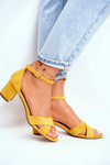 Semišové sandále na stĺpej žltej nela