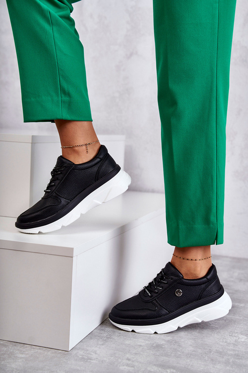 Dámske čierne športové topánky v Camrose.