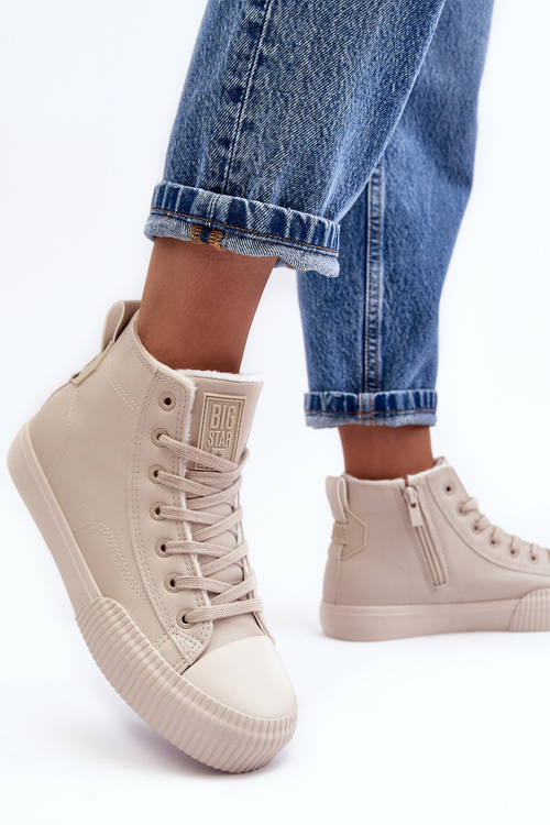 Dámske tenisky izolované na veľkej hviezde MM274018 Light Beige Slider