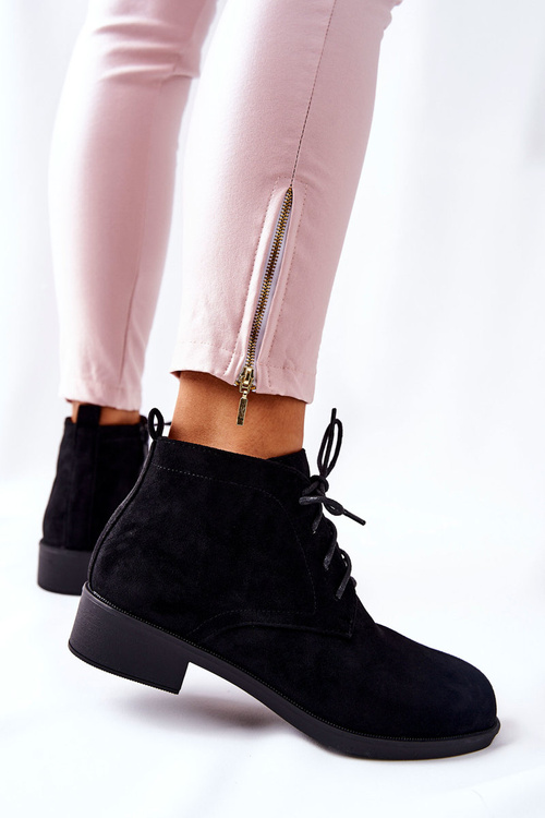 Izolované čierne topánky Malititea